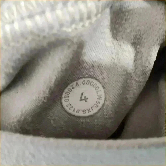 Lululemon Swift Speed Legging 28"- High Rise - Green - 4 - Women's Active Wear - Picture 4 of 4